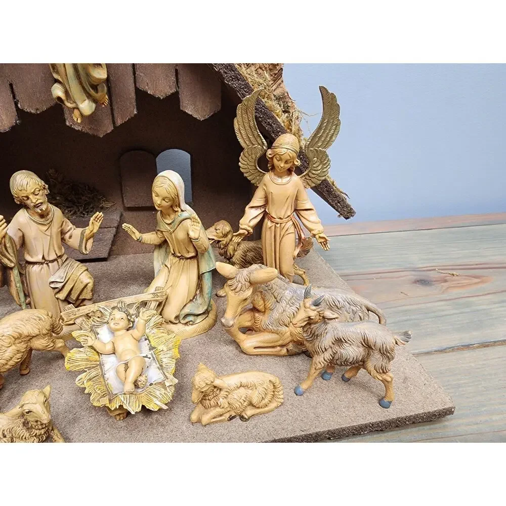 Vintage Fontanini Italian Resin Nativity Figurines & wood Manger/creche 15 piece